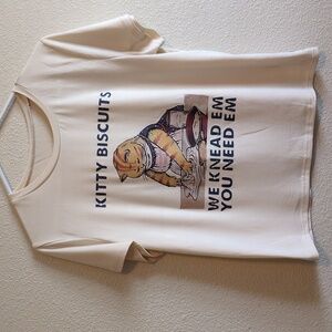 Cream Short Sleeve Graphic T-Shirt with Cat Print Kitty Biscuits Women's Size L